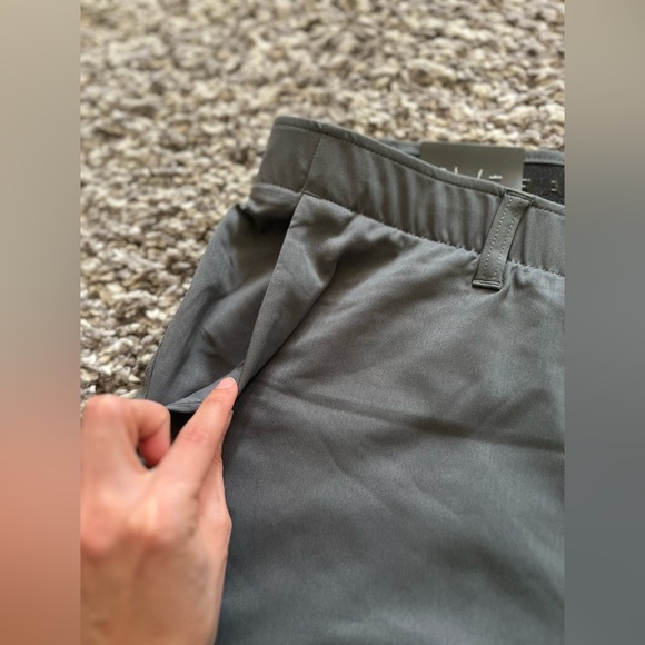 NWT Underarmour Heat Gear Shorts - Picture 12 of 14